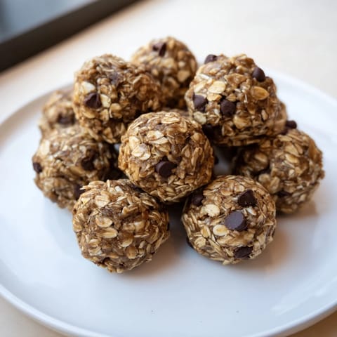 Banana Chocolate Chip Energy Balls